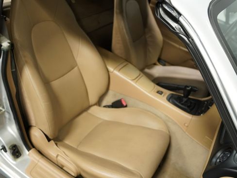 Used 2001 MAZDA MX-5 Miata LS image 35