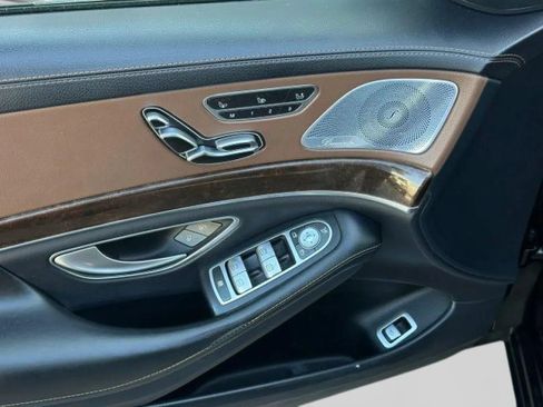 Used 2020 Mercedes-Benz S 560 4MATIC Sedan image 12