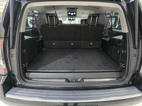 Used 2017 GMC Yukon XL Denali w/ Open Road Package AWD/4WD image 12