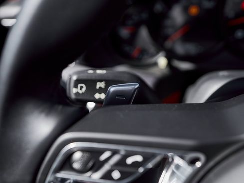 Used 2019 Porsche 911 Carrera GTS image 43