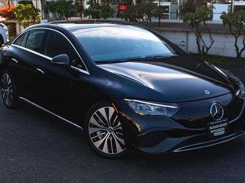 Used 2023 Mercedes-Benz EQE 350+ Sedan image 2