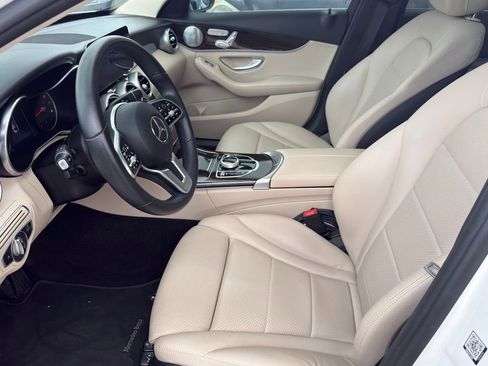 Used 2020 Mercedes-Benz C 300 Sedan image 12