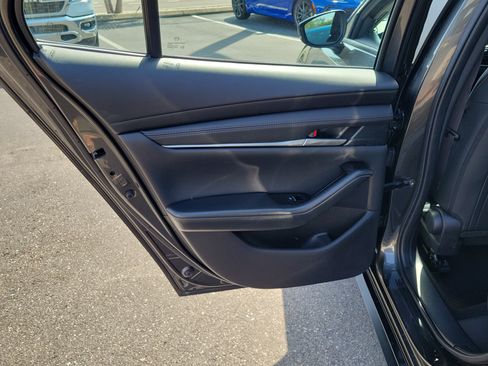 Used 2025 MAZDA MAZDA3 s FWD image 12