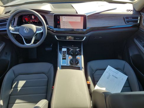 New 2026 Volkswagen Atlas SEL image 2