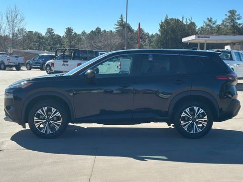 Used 2023 Nissan Rogue SV AWD/4WD image 6