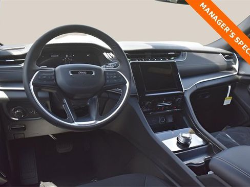 New 2025 Jeep Grand Cherokee L Laredo w/ Luxury Tech Group I image 14