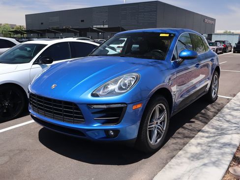 Used 2016 Porsche Macan S AWD/4WD image 2