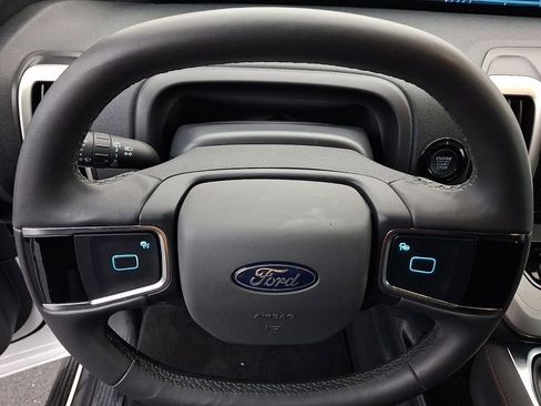 Used 2025 Ford Expedition Max Active RWD image 21