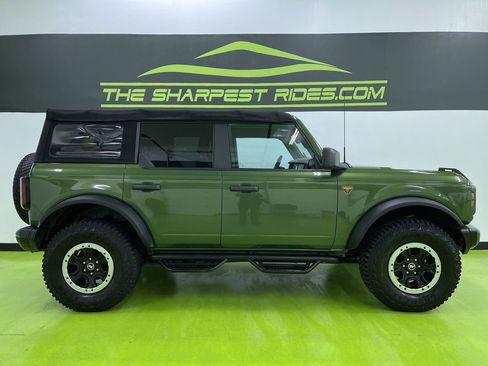 Used 2022 Ford Bronco Badlands w/ Sasquatch Package image 11