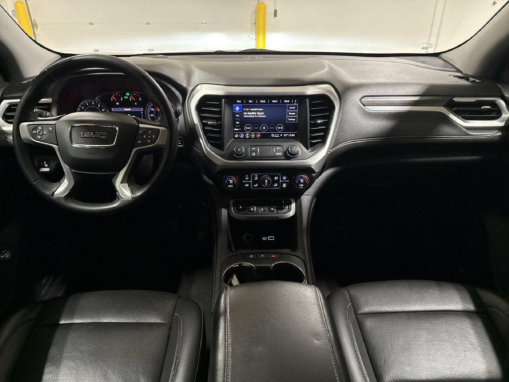 Used 2023 GMC Acadia SLT FWD image 10