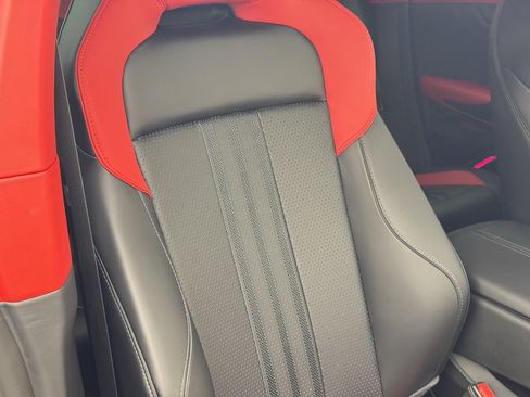 Used 2025 Aston Martin DBX 707 image 65