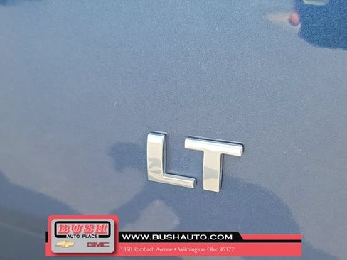Used 2023 Chevrolet Traverse LT FWD image 8