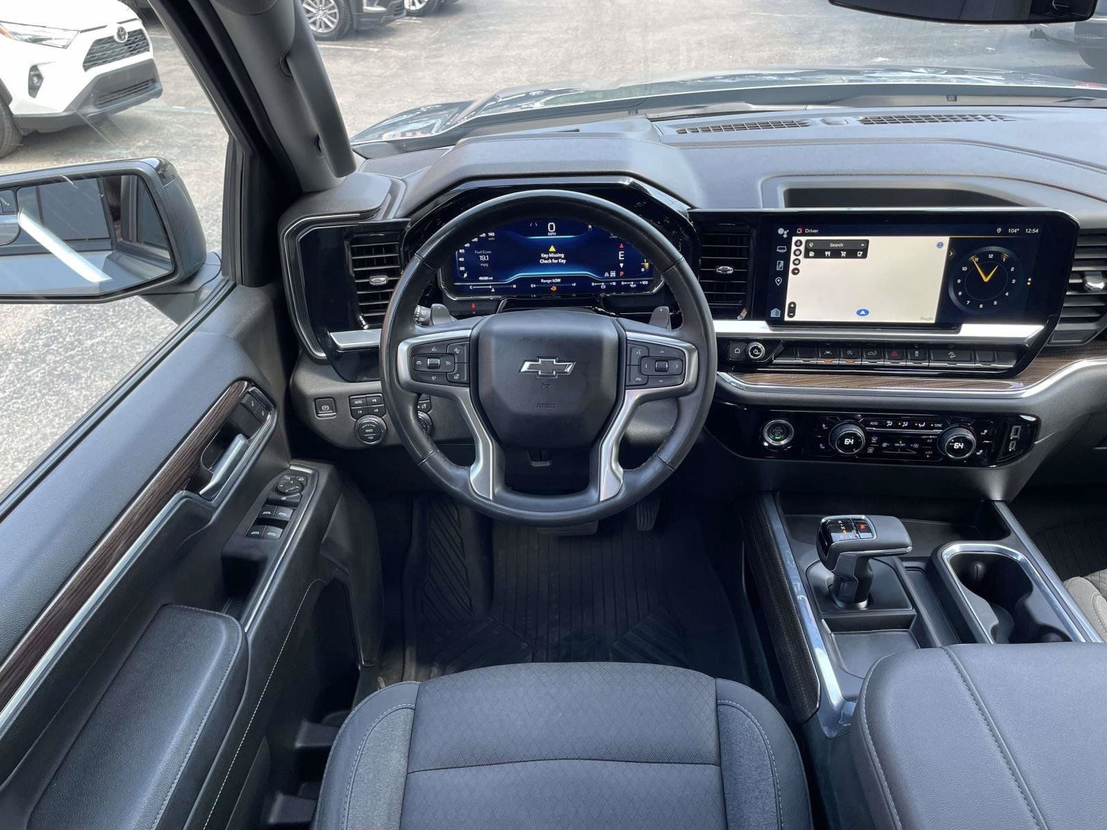 Used 2023 Chevrolet Silverado 1500 RST AWD/4WD image 2