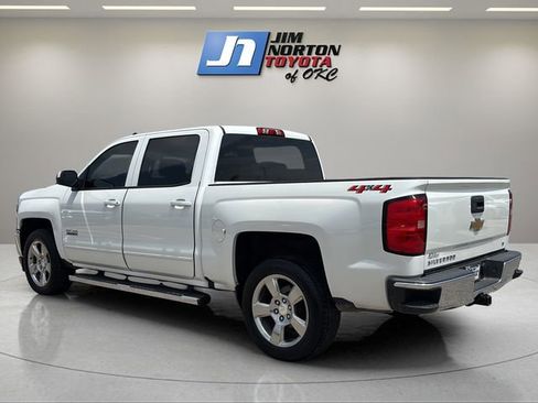 Used 2018 Chevrolet Silverado 1500 LT w/ Texas Edition AWD/4WD image 7
