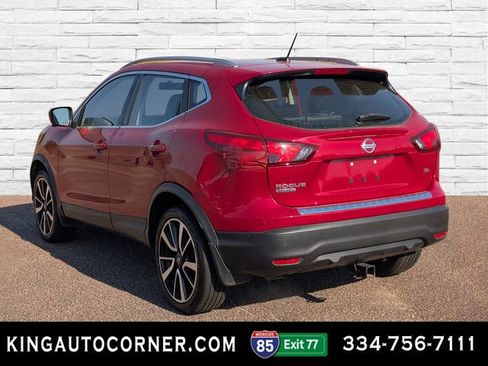 Used 2018 Nissan Rogue Sport SL image 7