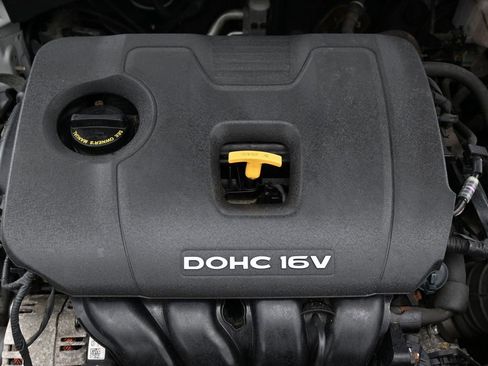 Used 2018 Hyundai Elantra SEL image 38