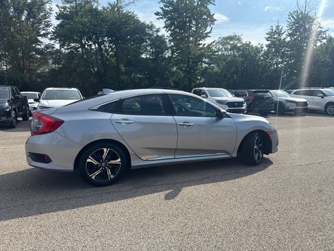 Used 2016 Honda Civic Touring image 27