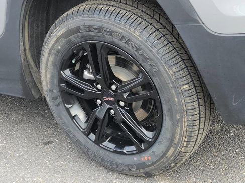 Certified 2023 GMC Terrain AT4 image 7