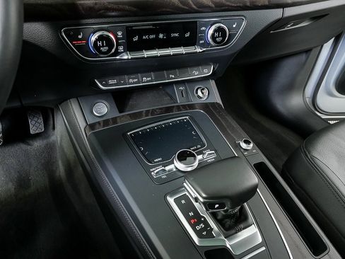 Used 2018 Audi Q5 Prestige image 18