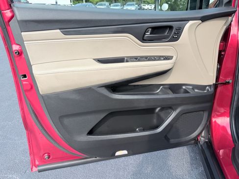 Used 2022 Honda Odyssey EX-L image 32
