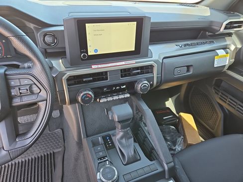 New 2026 Toyota Tacoma SR5 AWD/4WD image 20