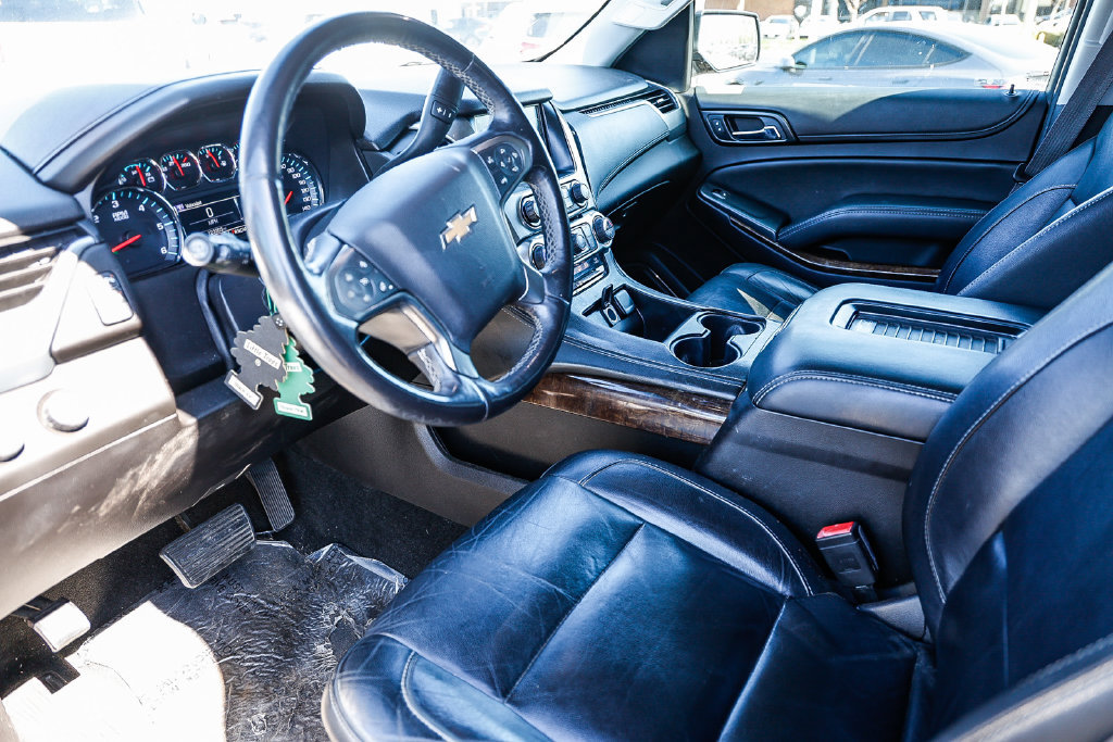 Used 2016 Chevrolet Tahoe LT w/ Luxury Package AWD/4WD image 8