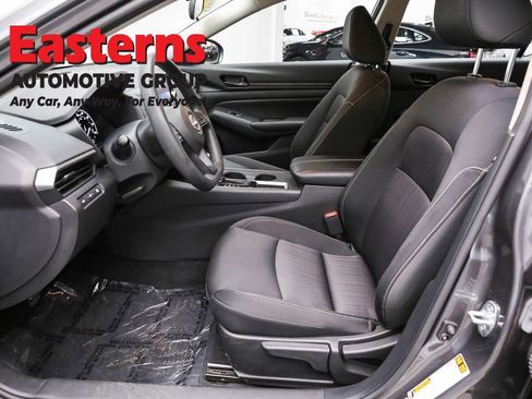 Used 2023 Nissan Altima 2.5 S image 14