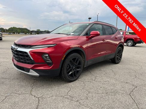 Used 2024 Chevrolet Blazer LT w/ Convenience Package FWD image 1
