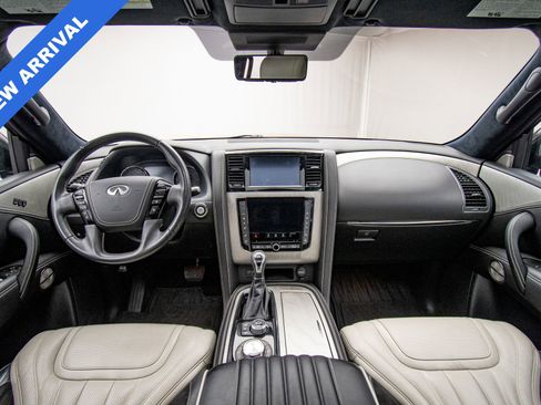 Used 2020 INFINITI QX80 Limited w/ All-Season Package image 12