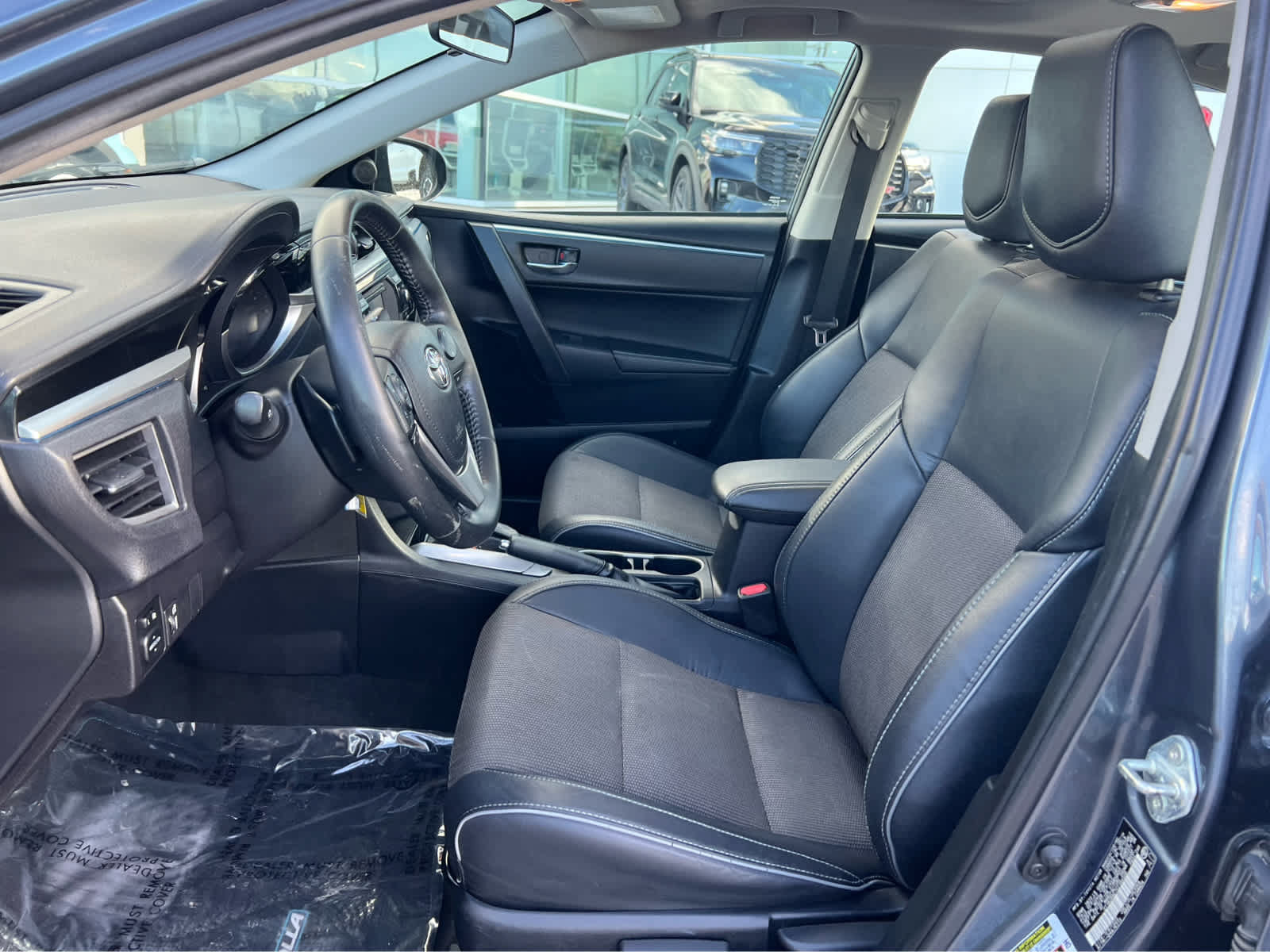 Used 2014 Toyota Corolla S FWD image 27