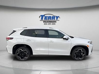 New 2026 Volkswagen Tiguan SEL R-Line