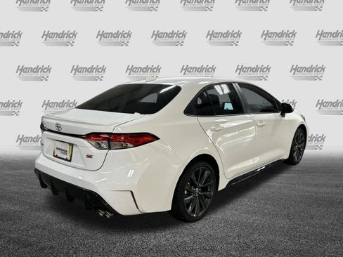 Used 2026 Toyota Corolla SE FWD image 10