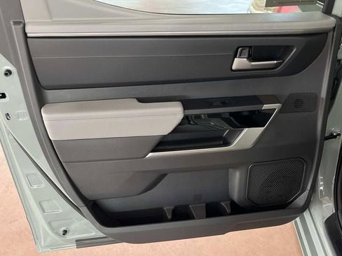New 2026 Toyota Tundra Limited AWD/4WD image 17