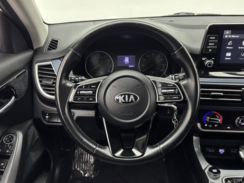 Used 2021 Kia Seltos S image 22