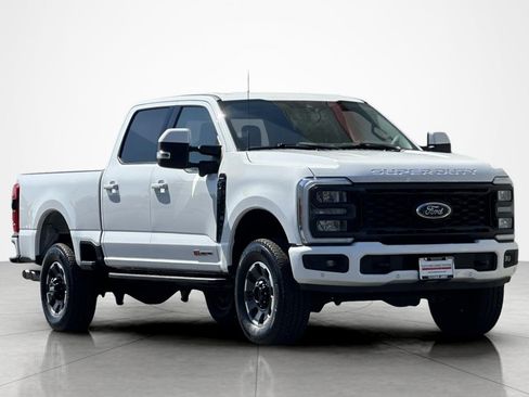 Used 2023 Ford F250 Lariat w/ Lariat Ultimate Package AWD/4WD image 7