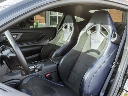 Used 2024 Ford Mustang Dark Horse image 7