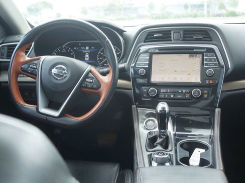 Used 2020 Nissan Maxima Platinum w/ Reserve Package image 24