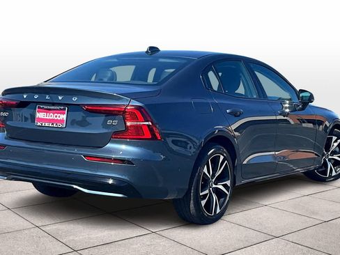 Used 2024 Volvo S60 B5 Plus image 17