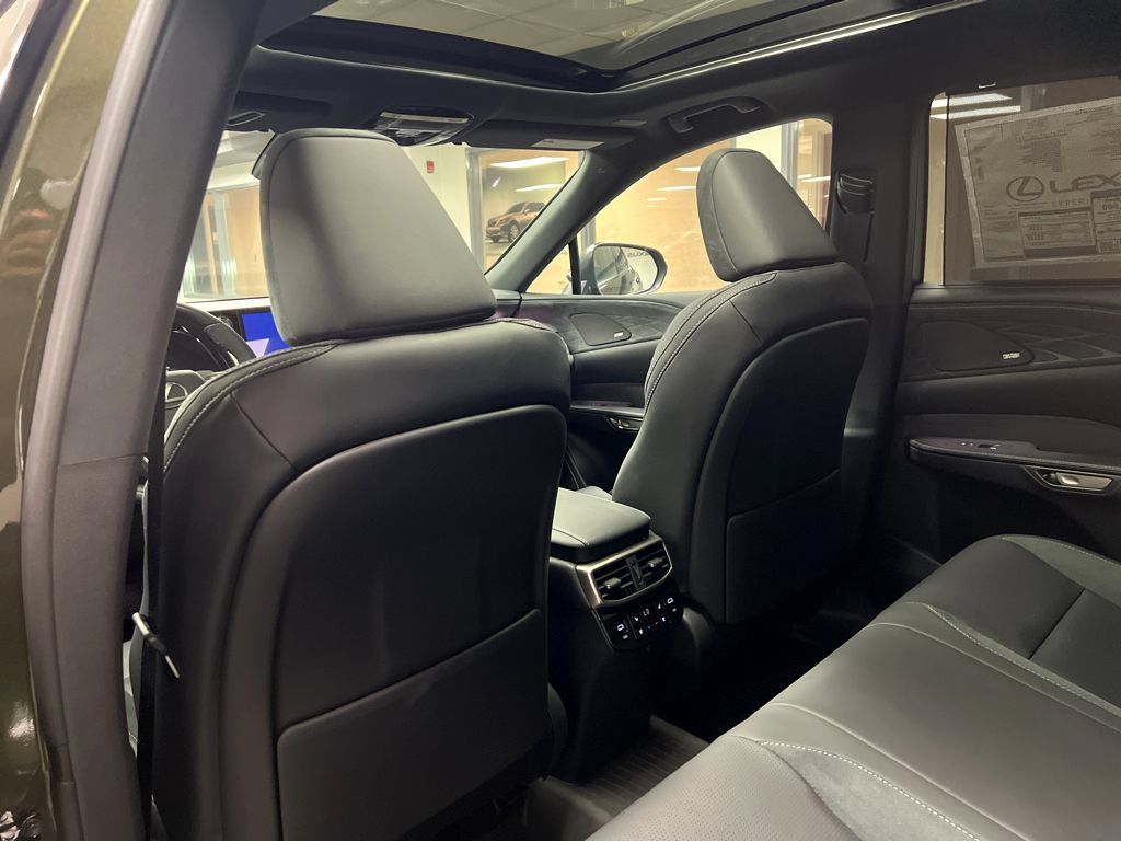 New 2026 Lexus RX 350 AWD w/ Convenience Package image 19