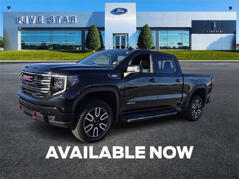 Used 2025 GMC Sierra 1500 AT4 w/ AT4 Premium Package image 3