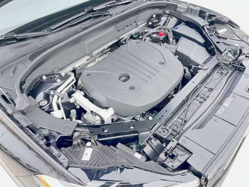 New 2026 Volvo XC60 B5 Ultra w/ Protection Package Premier image 27