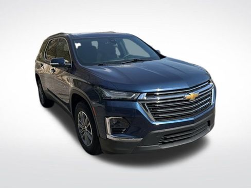 Used 2023 Chevrolet Traverse LT AWD/4WD image 8
