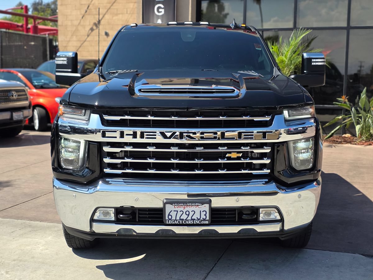 Used 2022 Chevrolet Silverado 3500 LTZ w/ LTZ Plus Package AWD/4WD image 4
