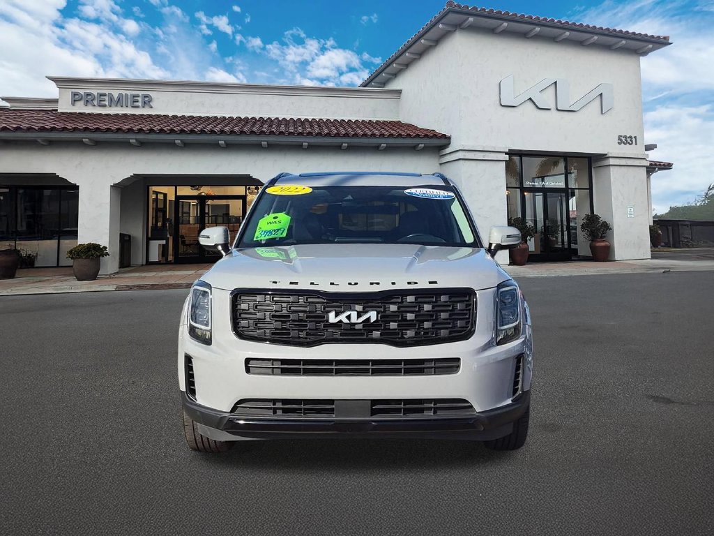 Certified 2022 Kia Telluride EX w/ EX Premium Package AWD/4WD image 3