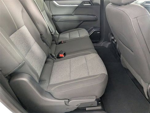 Certified 2025 GMC Acadia Elevation image 32