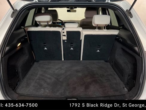 Certified 2022 Mercedes-Benz GLA 250 4MATIC w/ Premium Package Lite image 22