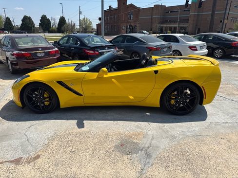 Used 2014 Chevrolet Corvette Stingray Convertible w/ 2LT Preferred Equipment Group image 25