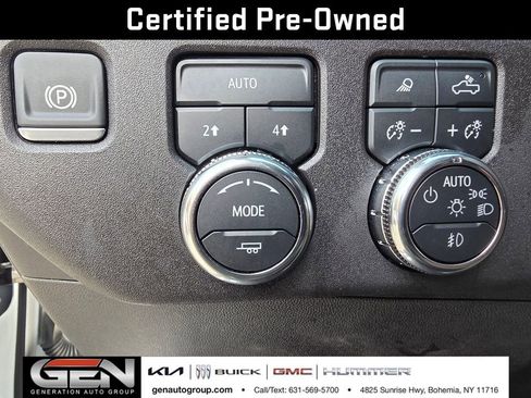 Used 2025 GMC Sierra 1500 SLT image 25