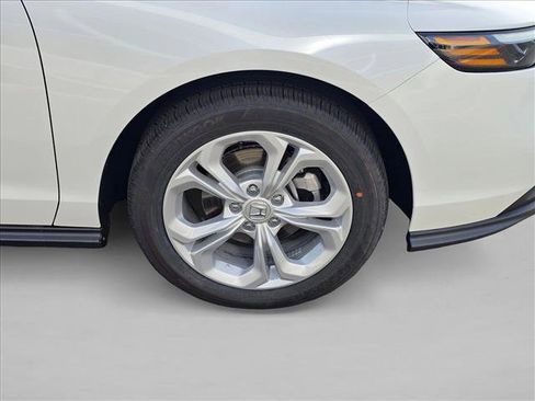 New 2026 Honda Accord LX image 8