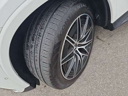 Certified 2026 Mercedes-Benz GLC 43 AMG 4MATIC image 35